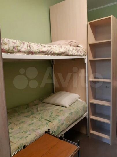 Комната 19 м² в 4-к., 1/5 эт.