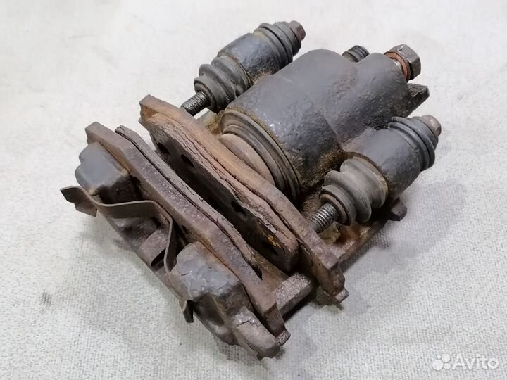 Суппорт тормозной задний правый для Dodge Intrepid