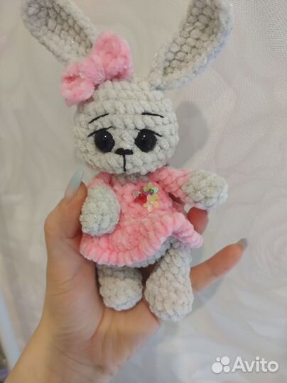 Плюшевый заяц