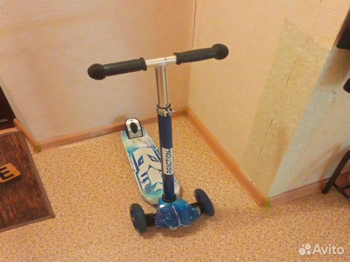 Самокат детский трехколесный