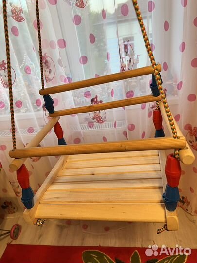 Качель деревянная подвесная