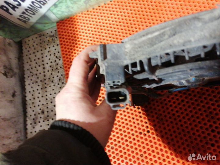 Диффузор вентилятора Toyota Land Cruiser Prado