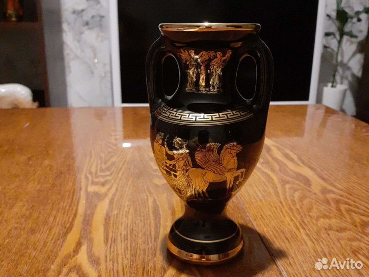 Ваза амфора из Греции