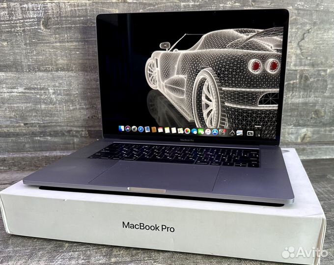 Apple macbook pro 15 2018 i7 16gb 512 ssd