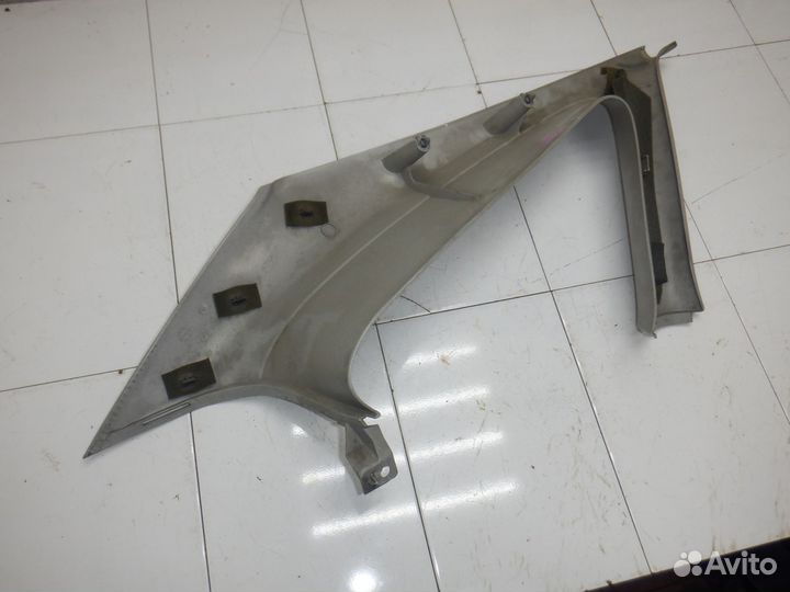 Обшивка стойки задней Focus 1