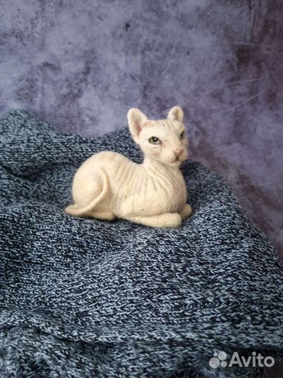 Сфинкс из шерсти