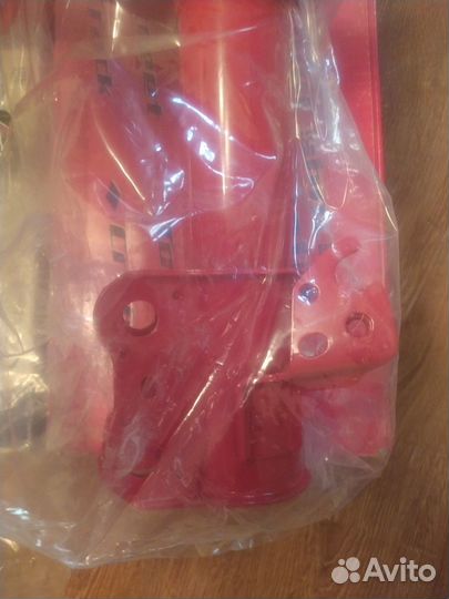 Стойки регулируемые усиленные Toyota KYB AGX