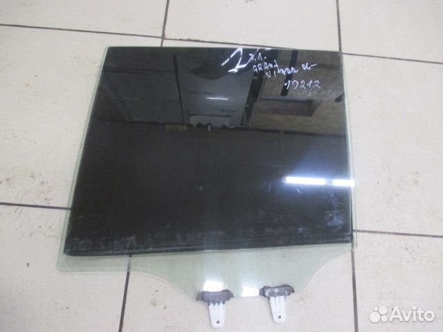 Стекло заднее левое Suzuki Grand Vitara 2005-2008