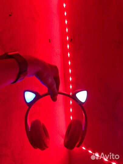 Наушники с кошачьими ушками