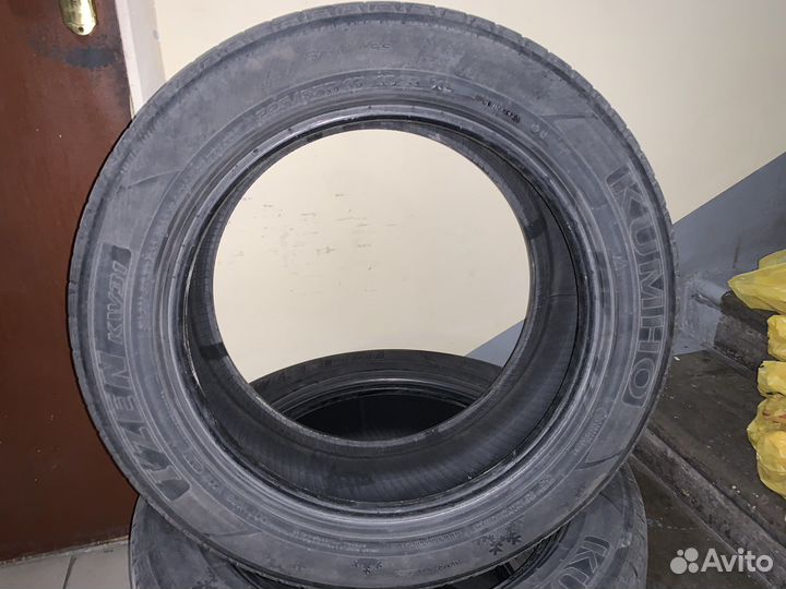 Kumho I'Zen KW31 225/55 R17 101R