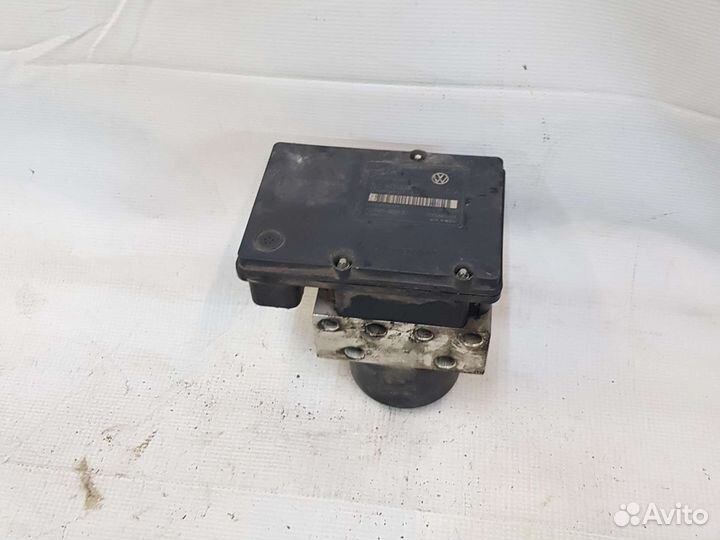 Блок ABS Volkswagen Touareg 2002-2006