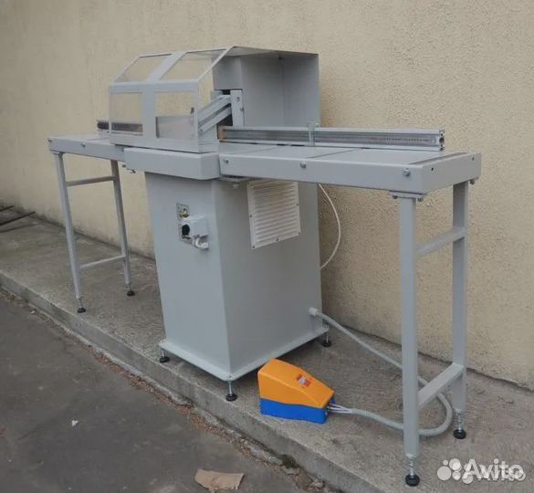 Торцовочный станок по дереву TR-350RM