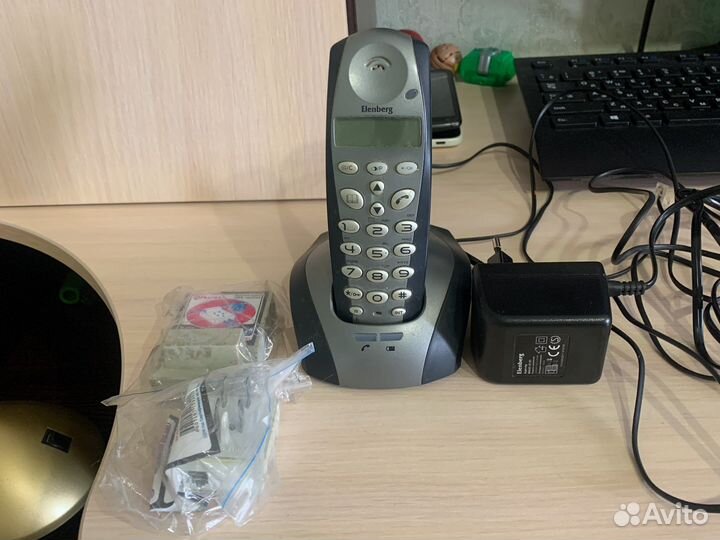 Стационарный телефон
