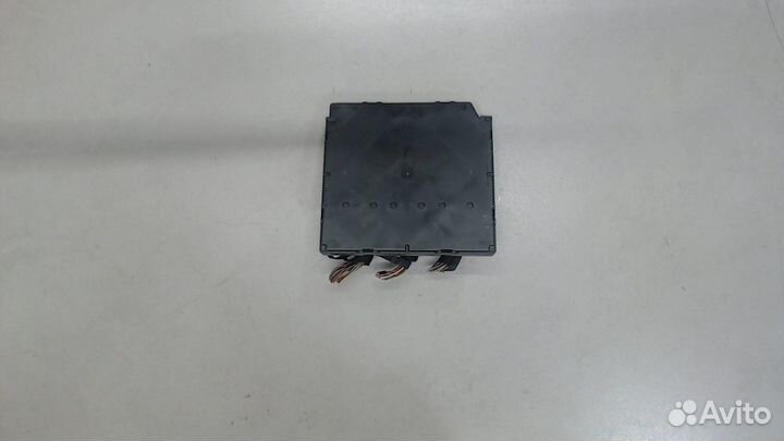 Блок управления бортовой сети Volkswagen Passat CC