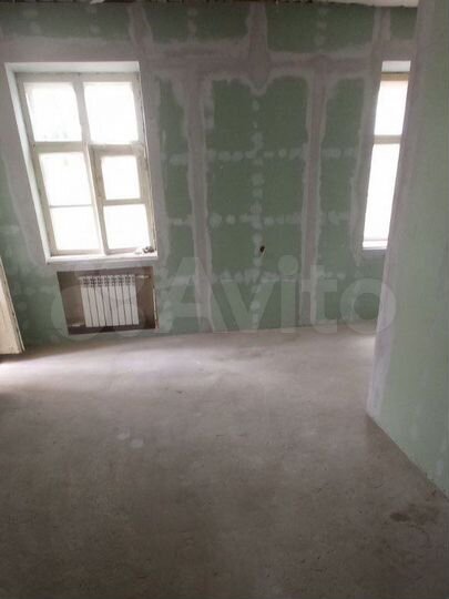 3-к. квартира, 55 м², 1/2 эт.