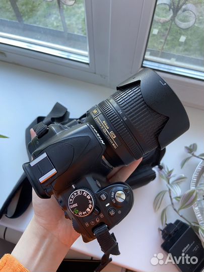 Зеркальный фотоаппарат Nikon D3100