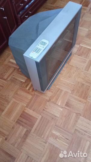 Телевизор б/у