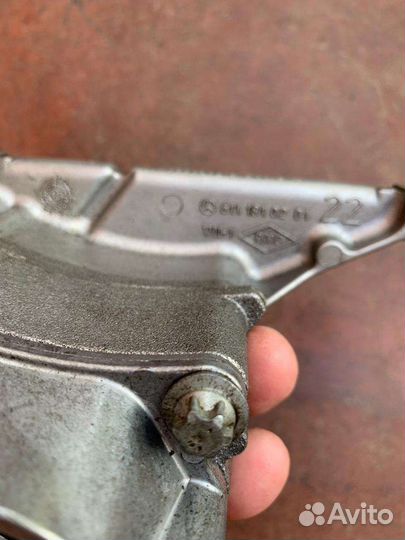 Масленный насос на Мерседес спринтер классик