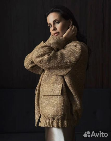 Блестящий бомбер Zara