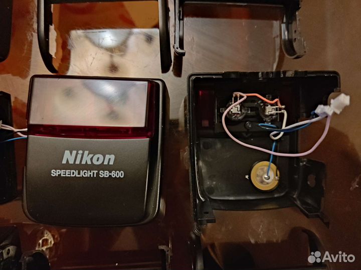 Запчасти фотовспышка nikon sb-600