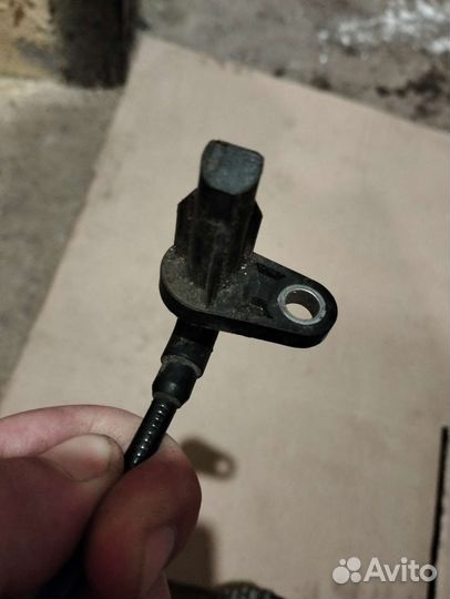 Датчик ABS задний левый LADA Largus