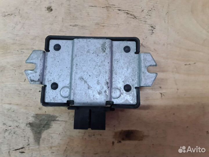 Блок управления раздаткой Mercedes ML163