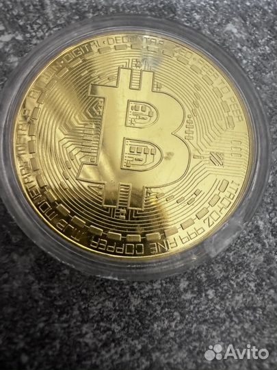 Монета биткоин