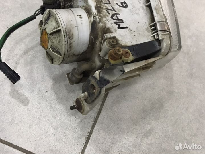 Фары правая на Mazda 626 / 1994г