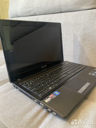 Ноутбук asus X53B