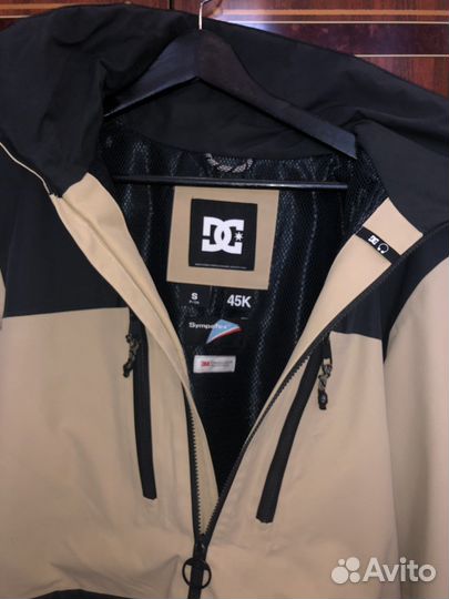 Сноубордическая/горнолыжная куртка dc