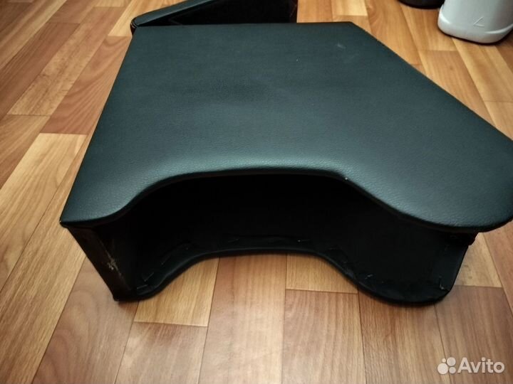 Подлокотник для LADA