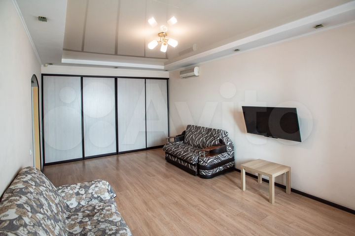 1-к. квартира, 42 м², 17/19 эт.