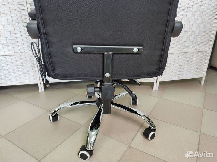 Кресло руководителя офисное компьютерное