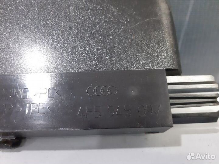 Стоп-сигнал Audi A6 C6 AUK 2005