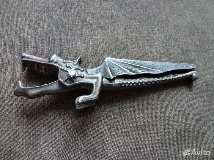 Щипцы для колки орехов и щипцы для колки сахара