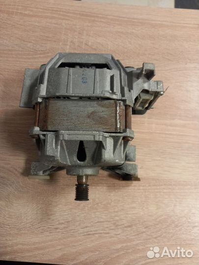 Мотор от стиральной машины Bosch maxx 4