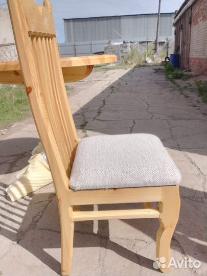 Стол четыре стула, новое сосна