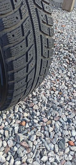 Kumho I'Zen KW22 235/60 R16