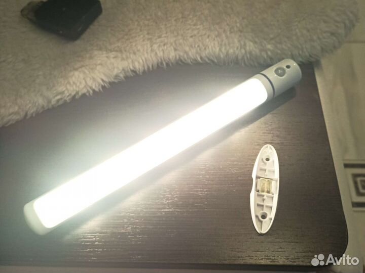 Светильник с датчиком движения