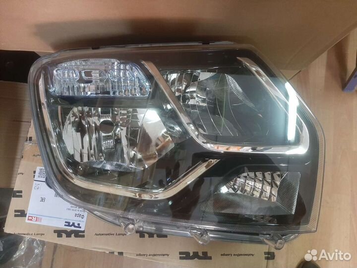 Фара правая левая Рено Дастер рестайлинг