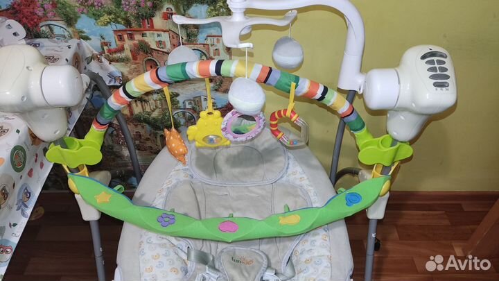 Детский стульчик - шезлонг для кормления 2 в 1