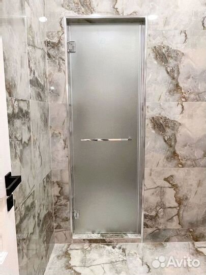 Стеклянная дверь на заказ от 3 дней
