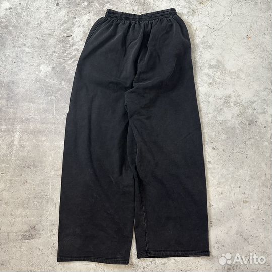 Штаны Balenciaga Sweatpants 3b