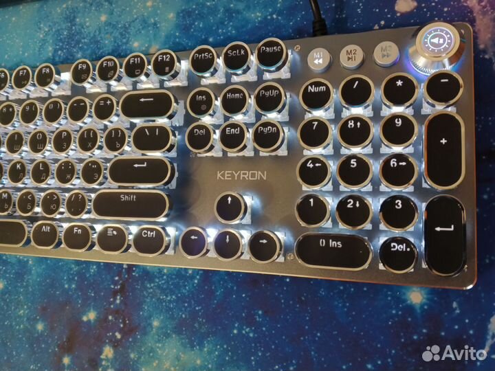 Механическая клавиатура Keyron