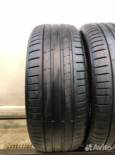 Pirelli P Zero PZ4 245/40 R21 108