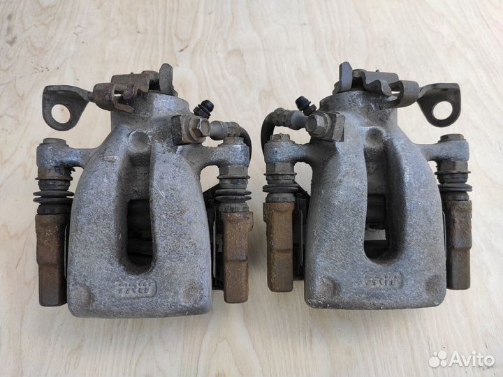 Суппорта задние TRW на Opel Zafira B Astra H