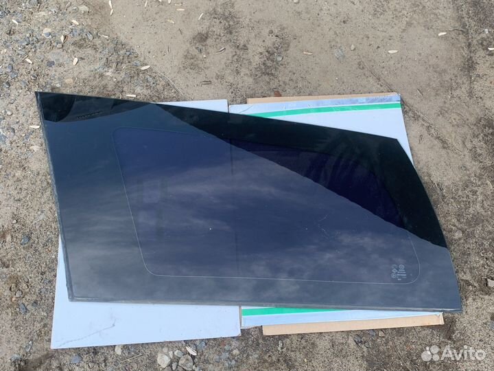 Стекло боковое заднее правое Great Wall Hover H3