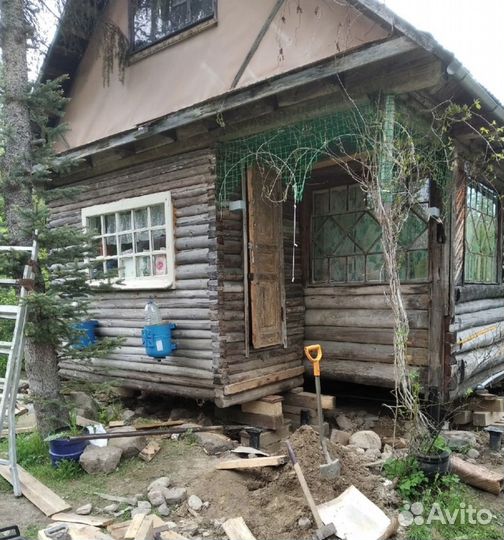 Замена венцов деревянного дома / лаги