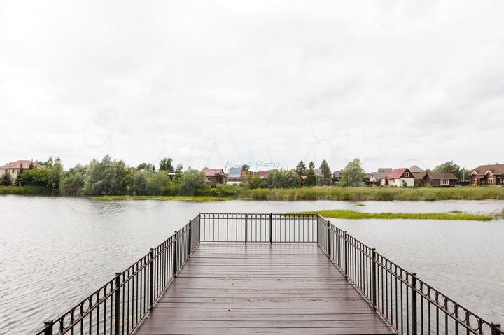 Коттедж 447,9 м² на участке 50 сот.