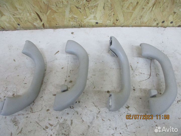 Ручка потолочная Фольксваген Тигуан 2012г